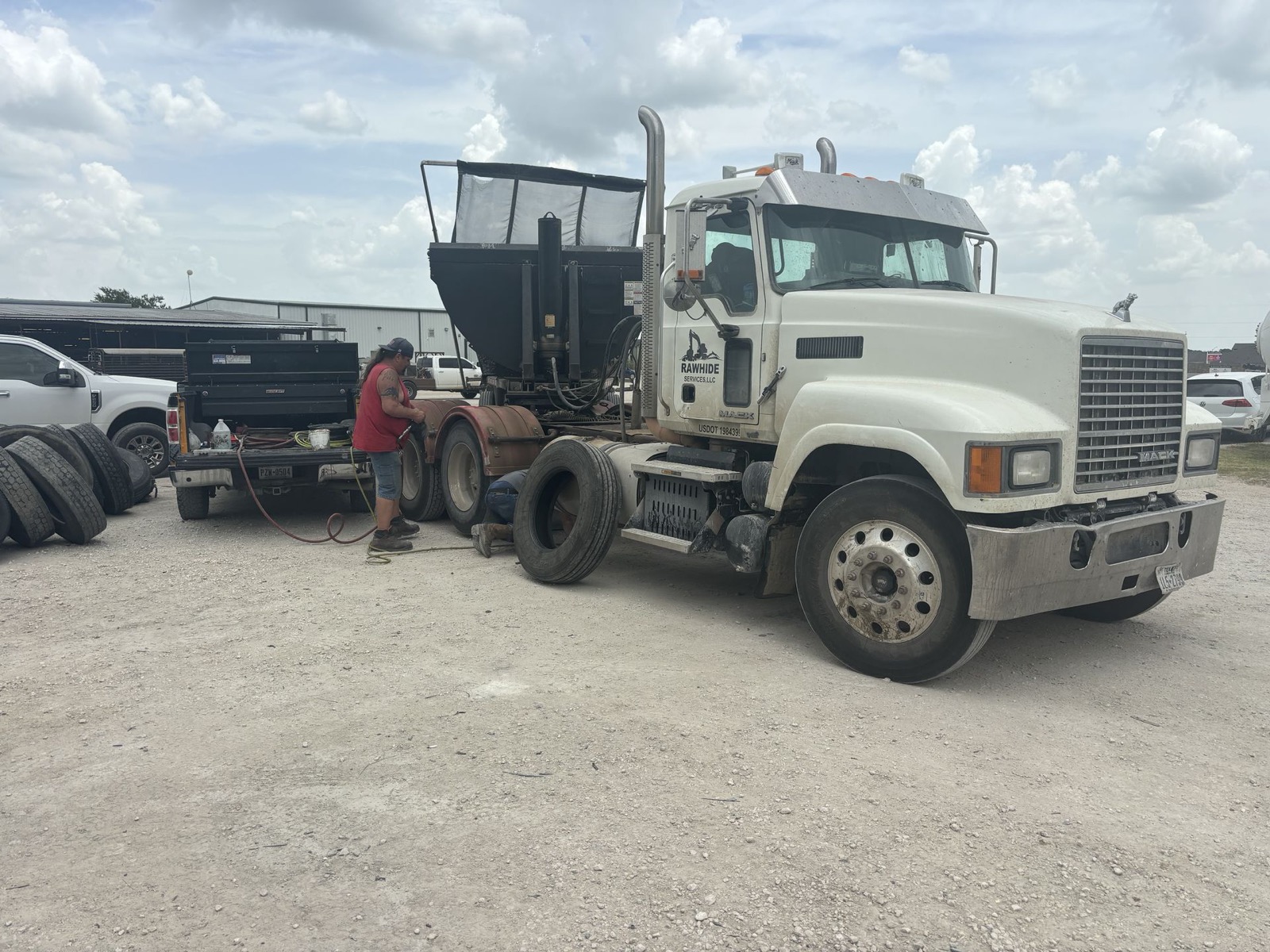 Commercial truck tire service shown on The Tread Co.’s website